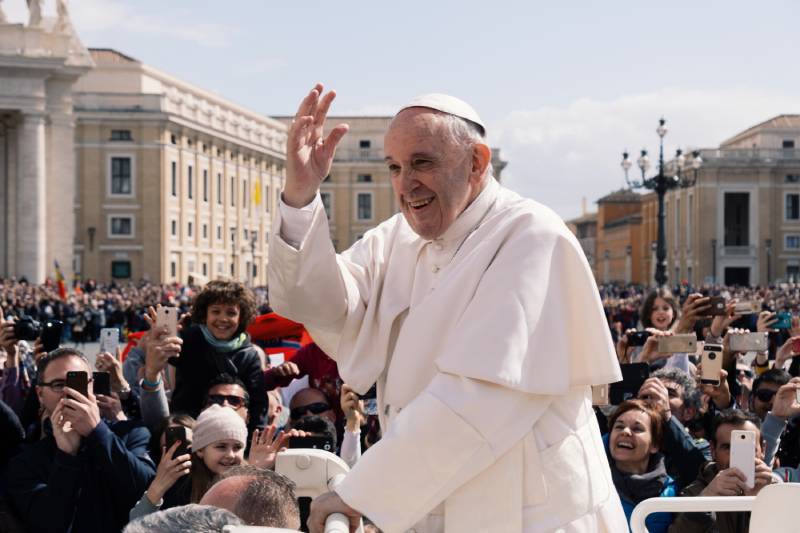 Papež: Církev je žena, v rozjímání vše uchovává, neživí rozpory