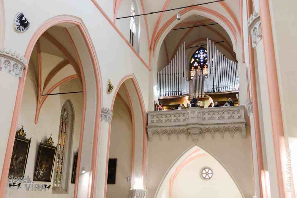 Změna názvu farnosti